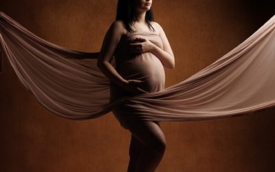 Why Every Expecting Mother Should Consider Studio Maternity Photography