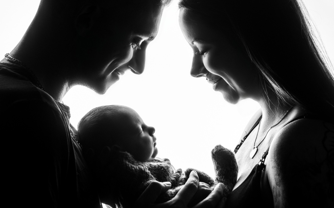 10 Reasons to Book Your Newborn Photography with Level 11